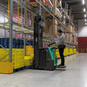 Platform Stacker 1.25 – 1.6 ton - Image 4